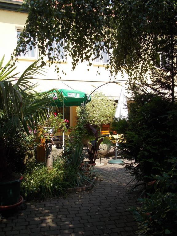Gasthof Und Landhotel Zur Ausspanne Klipphausen Εξωτερικό φωτογραφία