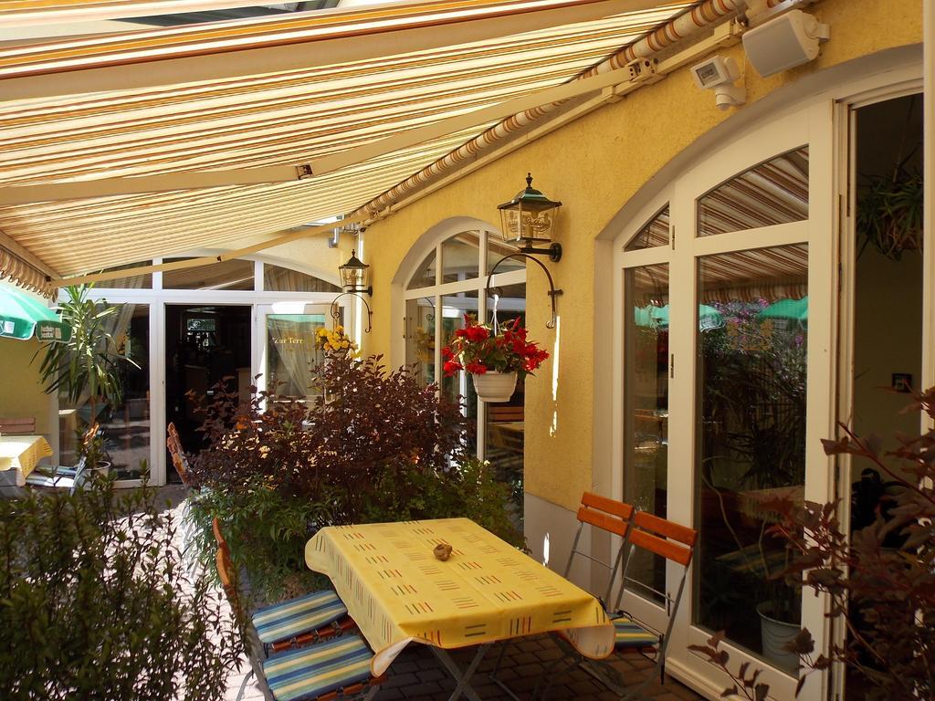 Gasthof Und Landhotel Zur Ausspanne Klipphausen Εξωτερικό φωτογραφία