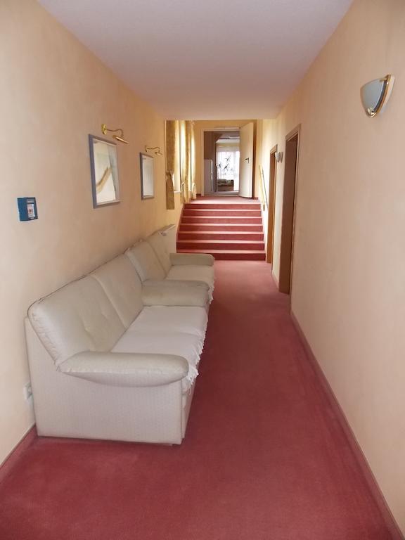 Gasthof Und Landhotel Zur Ausspanne Klipphausen Εξωτερικό φωτογραφία