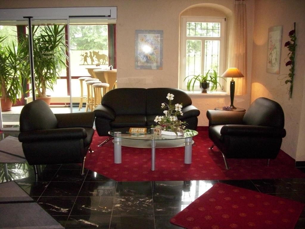 Gasthof Und Landhotel Zur Ausspanne Klipphausen Εξωτερικό φωτογραφία
